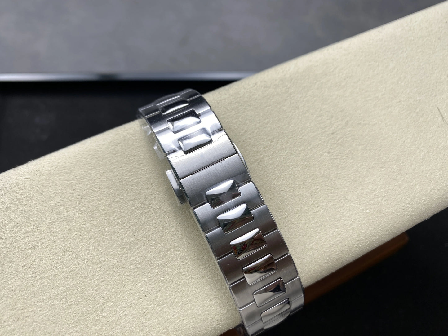 Luxury Mechanical Watch Best Quality 41Mm 316L Steel OME Factory 5712A 240 Movement Multi-Function Moon Phase Watch