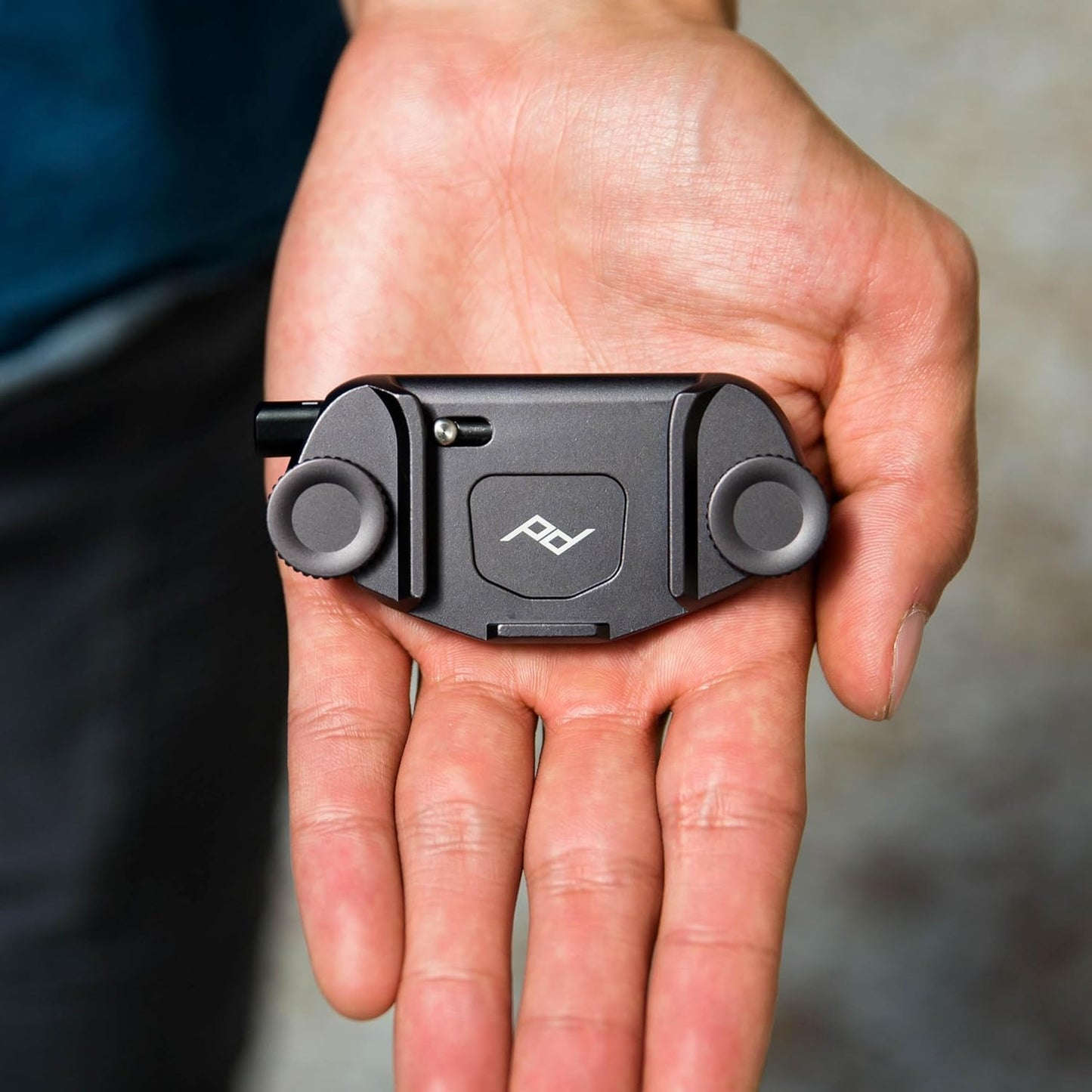 Capture Camera Clip V3 (Black with Plate)