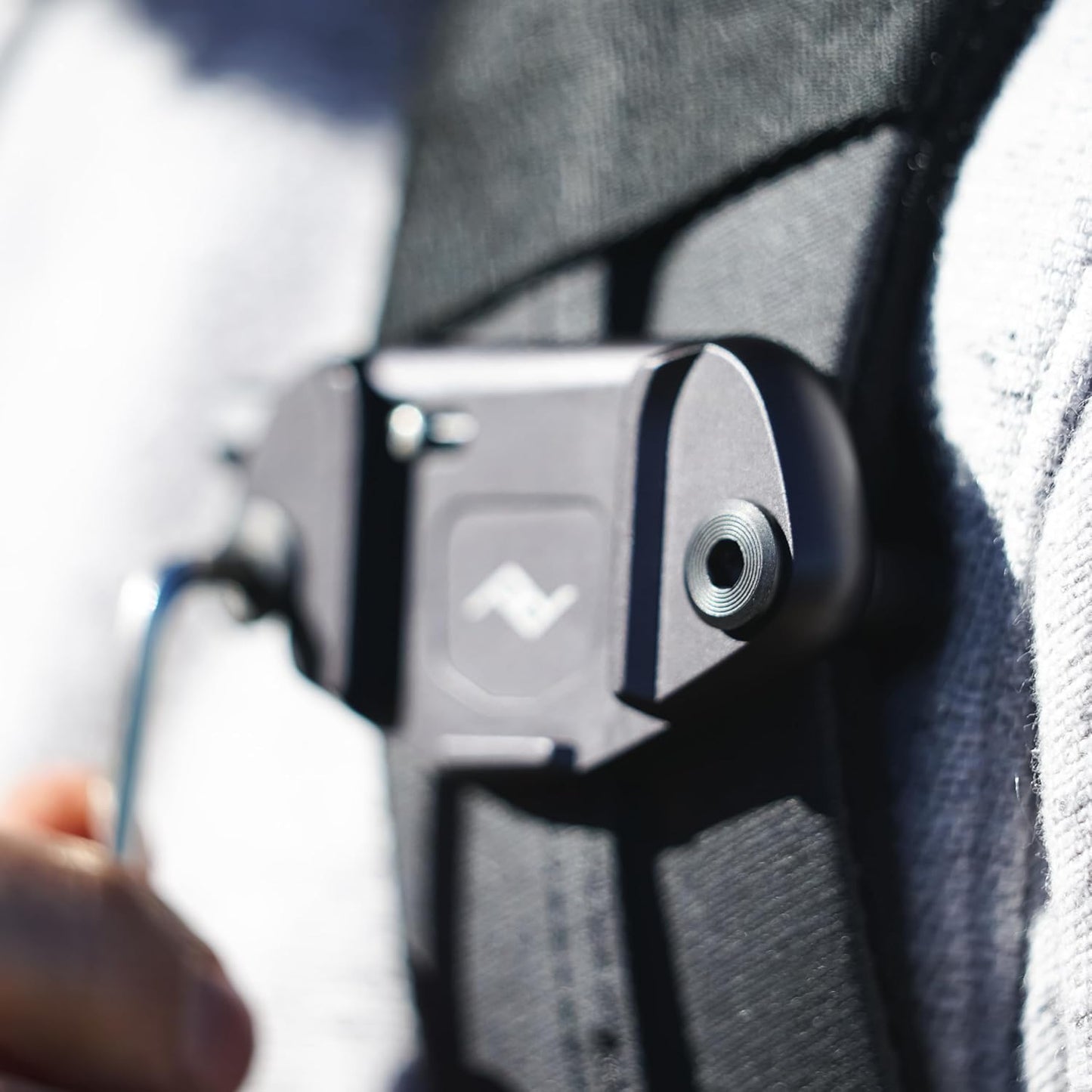 Capture Camera Clip V3 (Black with Plate)